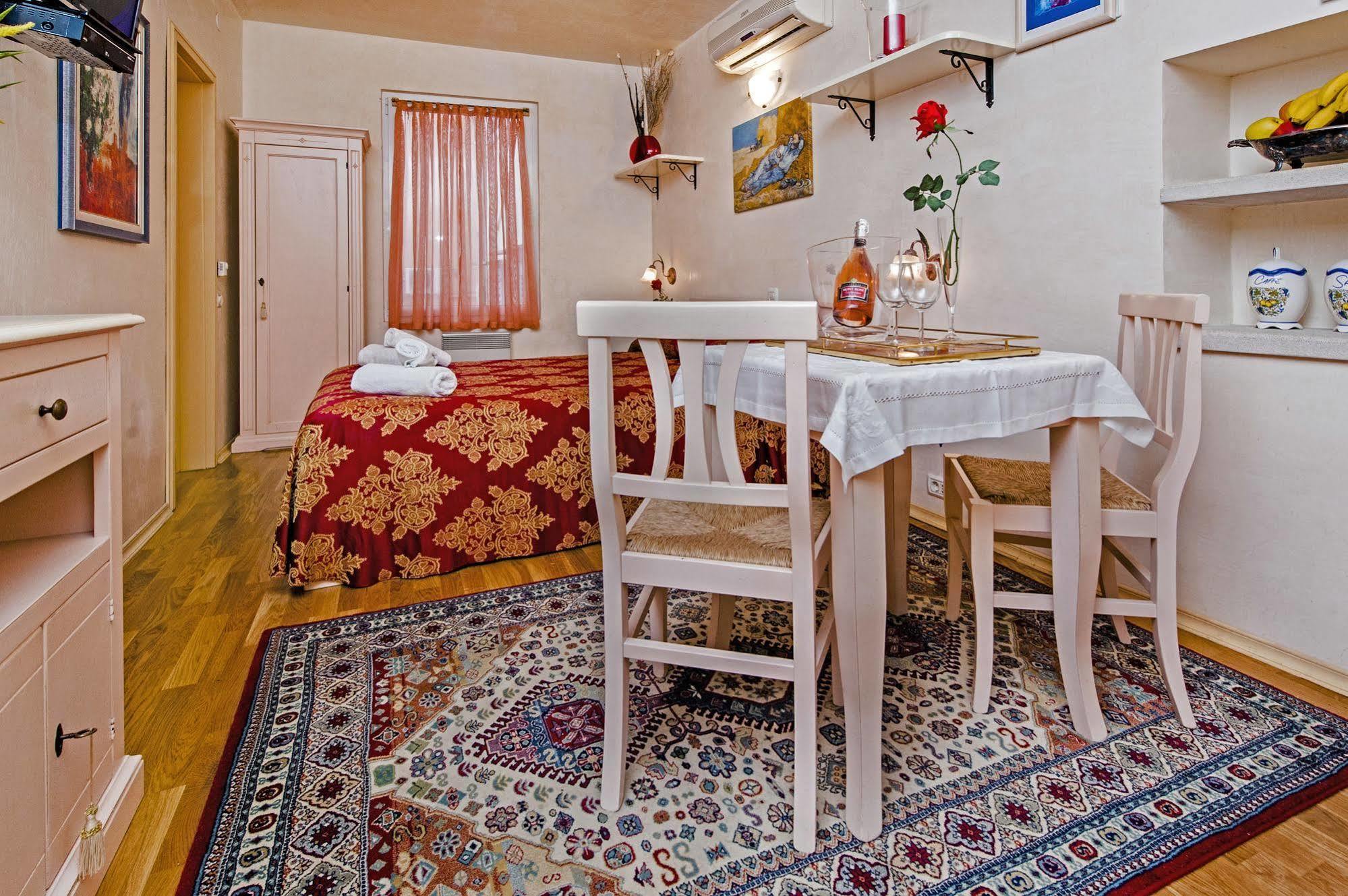 Residence La Carera Centro Storico Rovinj Exterior foto